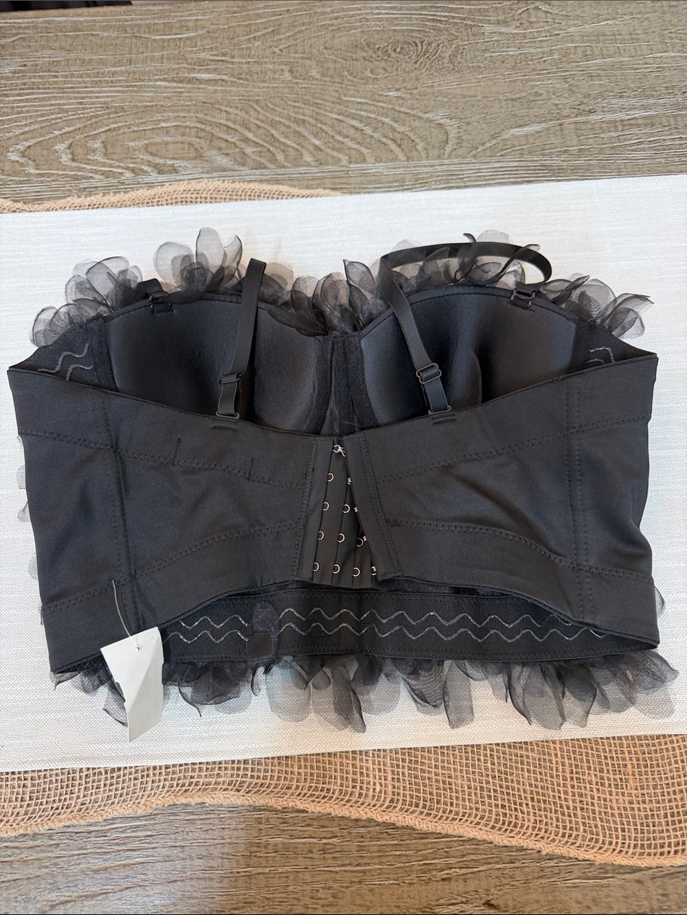 Textured Floral Appliqué Black Crop Top - Picture 2 of 4
